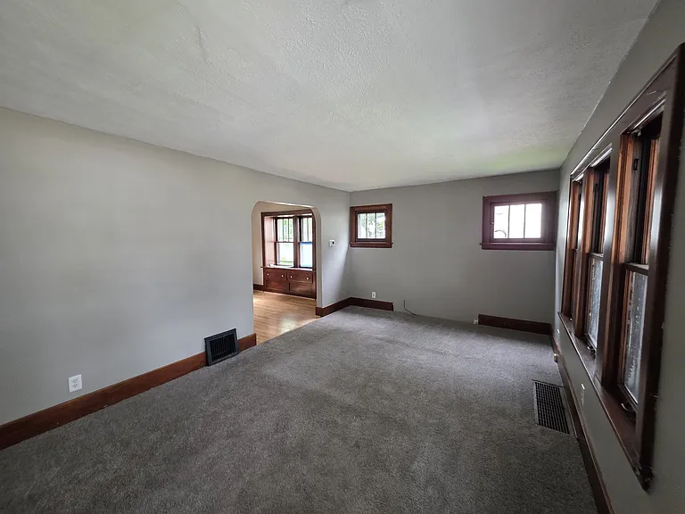 1130 Herberich Ave — Photo 25