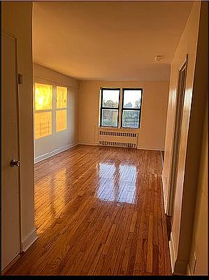 3rd image of 211 Ocean Ave