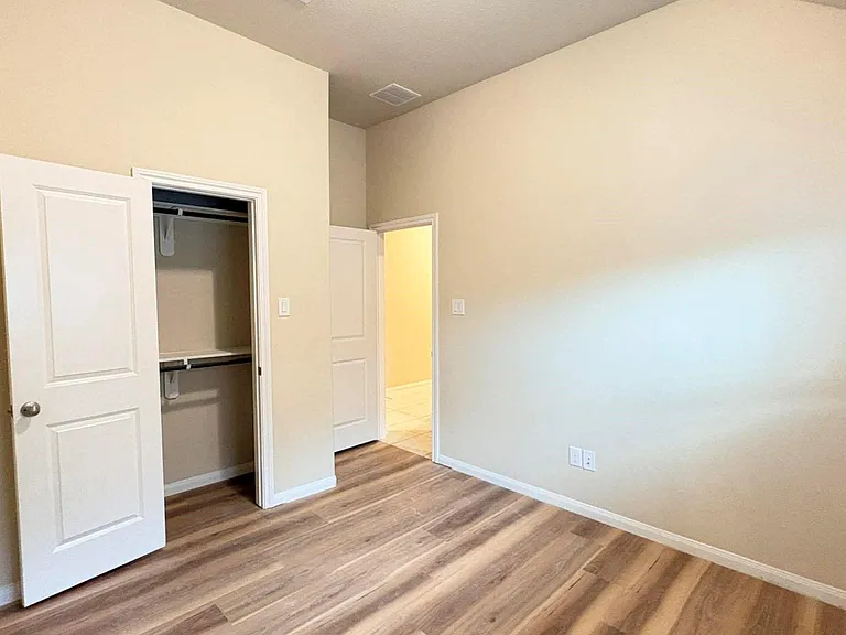 788 Lake Lacosta Dr — Photo 13
