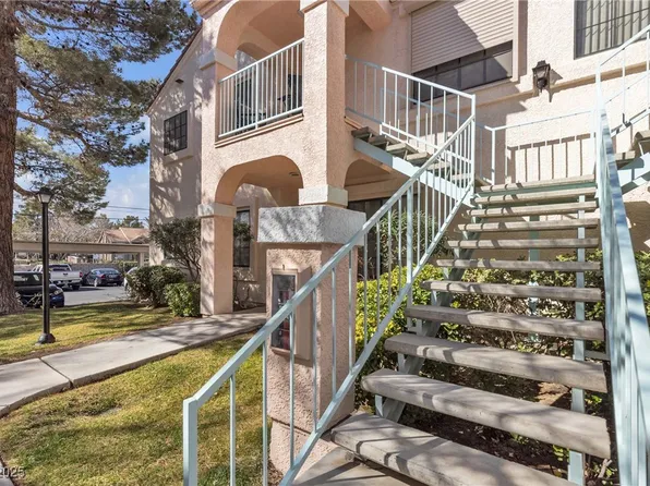 4873 S Torrey Pines Dr Unit 204, Las Vegas, NV 89103