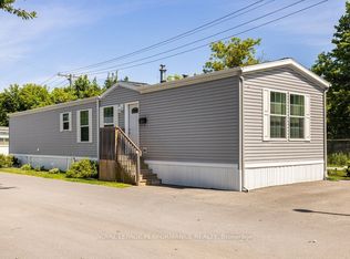 16 Eastgate Ave, Ottawa, ON K2H7S1