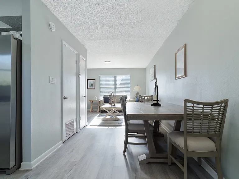 Emerald Cove East — Photo 10