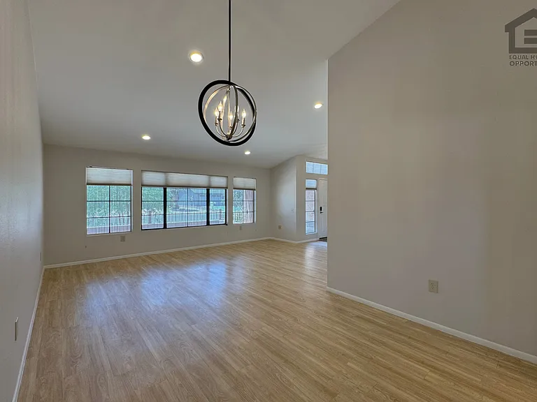 17211 N Desert Glen Dr — Photo 9