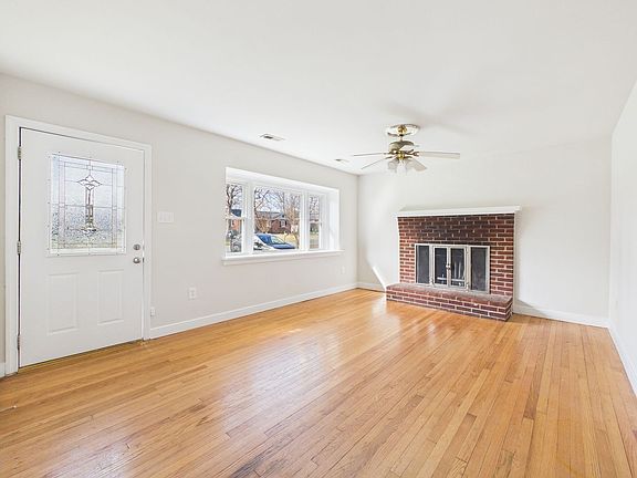 5th image of 6534 Worthington Rd