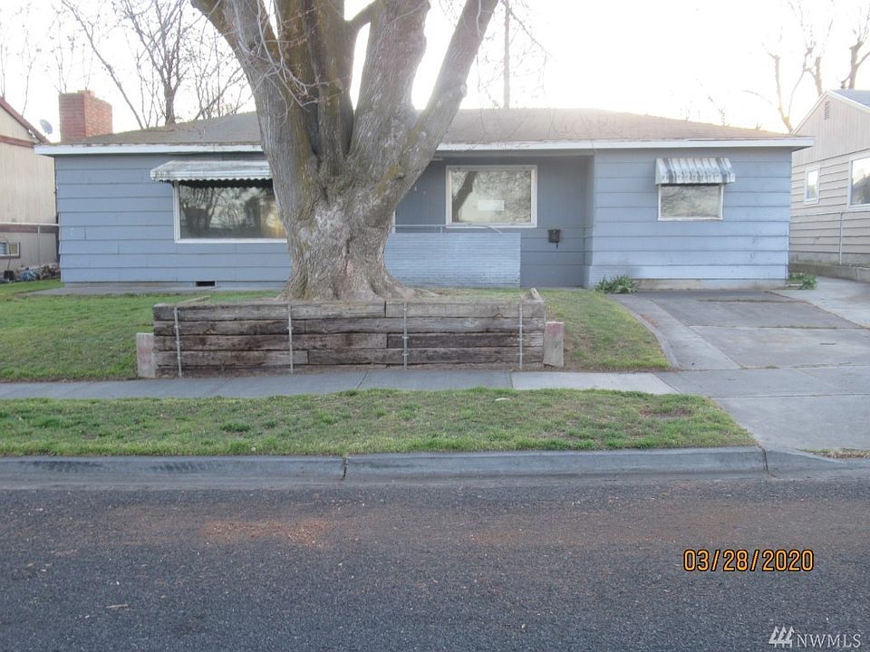 1st image of 945 S Balsam St