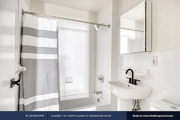 Rented by The Blueground | media 28