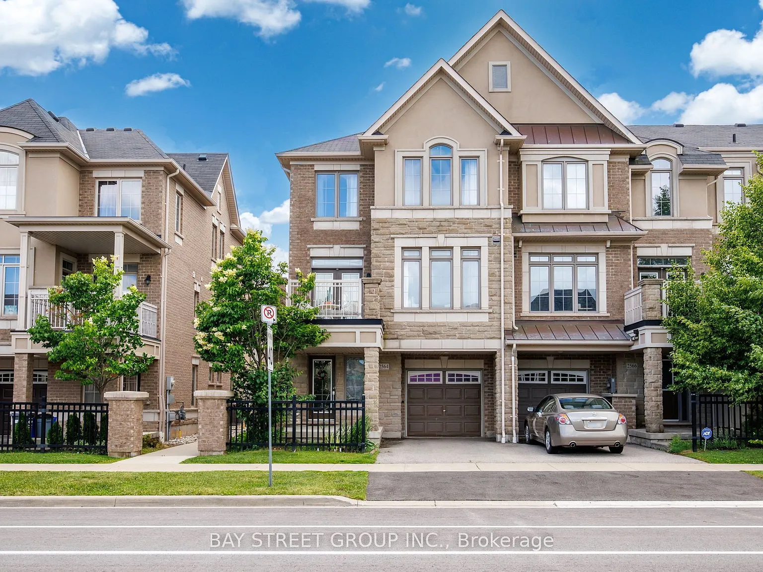 3 bed, $3,050 — Photo 2