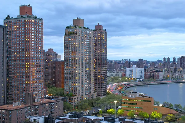 Sold by Corcoran | media 10