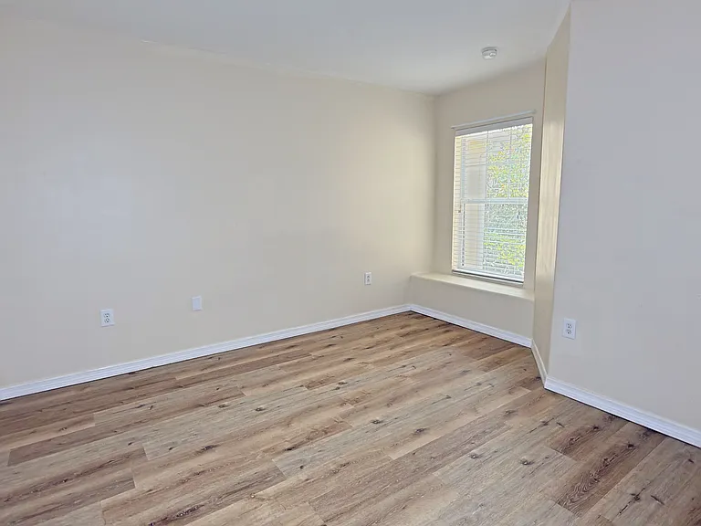 4213 Winding Vine Dr — Photo 18