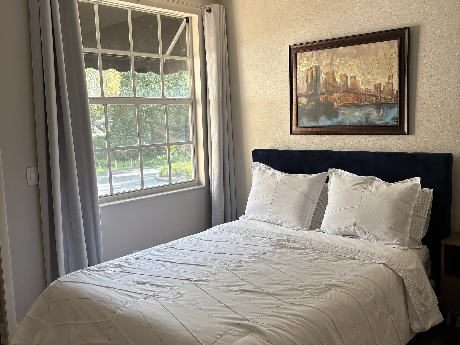 3 bed, 1679 sqft, $950 — Photo 2