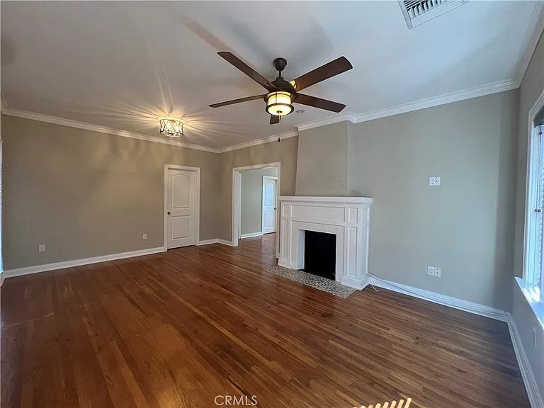 128 N Ivy Ave — Photo 4