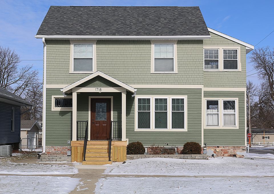 1st image of 1718 7th Ave N