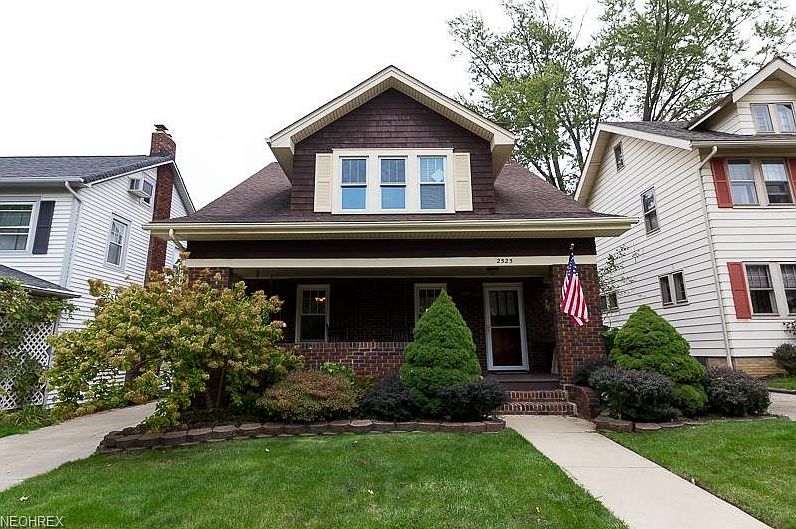 1st image of 2525 Whitelaw St