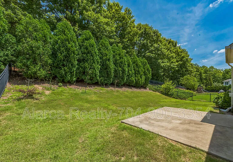 1016 Ridgehaven Rd — Photo 35