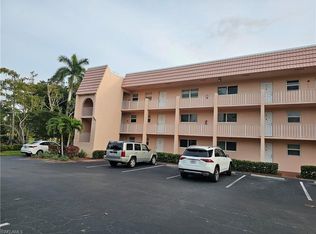 400 Forest Lakes Blvd APT 103, Naples, FL 34105