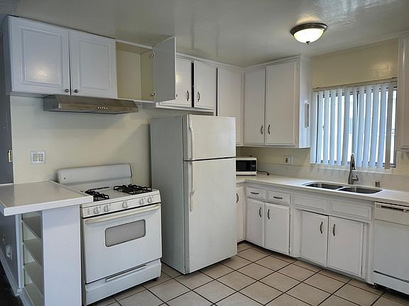 5th image of 3746 Vinton Ave #9B