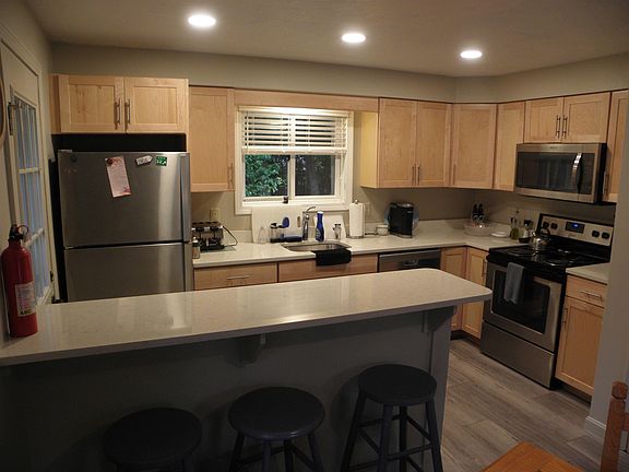 5th image of 9 Jefferson Dr #53