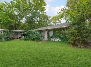 2009 Southwood Dr, Champaign, IL