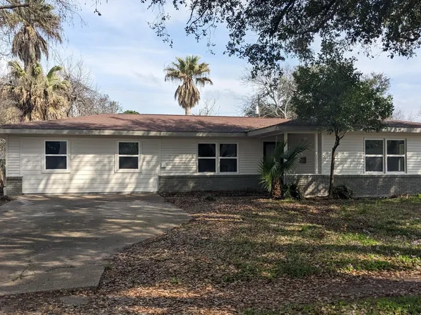 516 23rd Ave N, Texas City, TX 77590