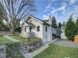 10104 NE 189th St #B, Bothell, WA 98011