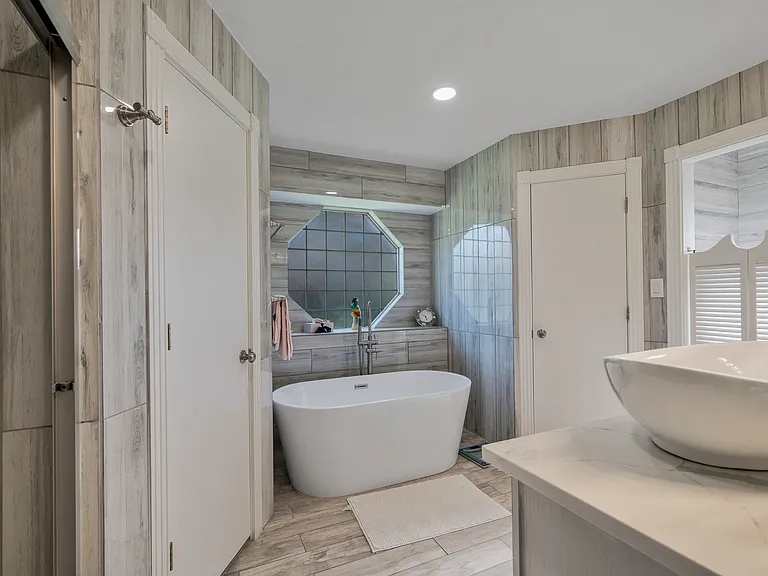3405 Lauren Way — Photo 8