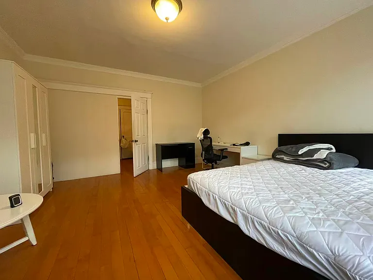 47 Park Vale Ave #5 — Photo 3