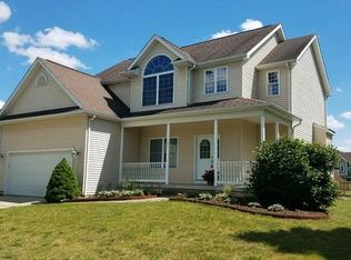 623 Emily Ln, Haslett, MI 48840