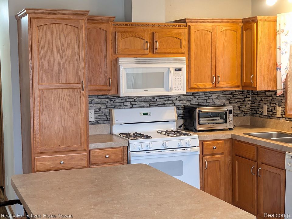 6203 Square Lake Dr, photo 20