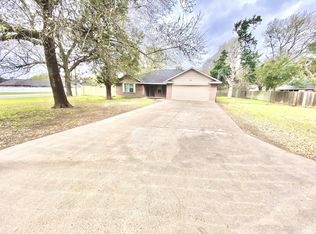 11655 Lakeview Manor Dr, Willis, TX 77318