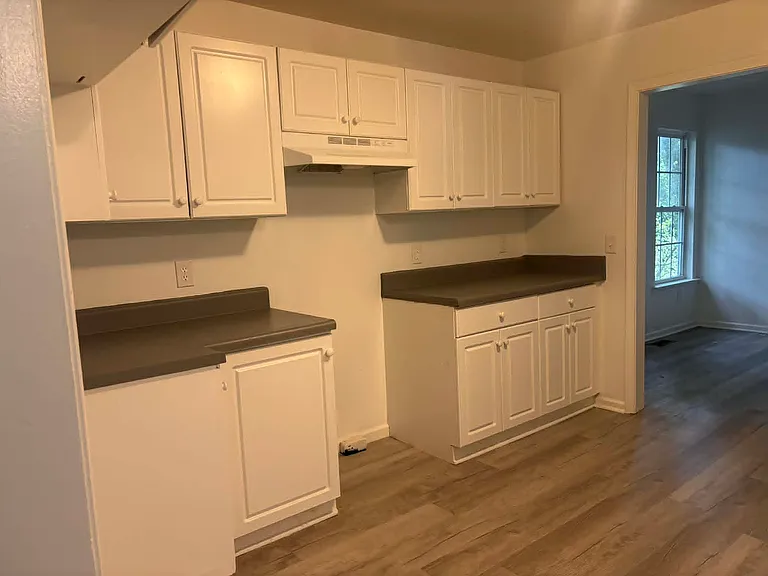 2021 Textile Dr — Photo 3