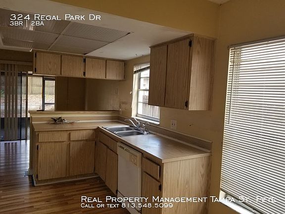 4th image of 324 Regal Park Dr