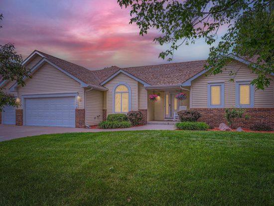 13546 Maryland Ave, Savage, MN 55378