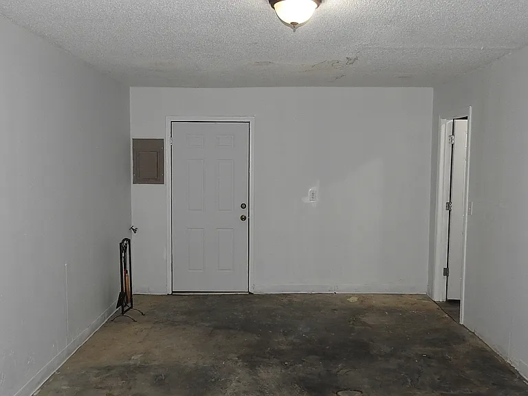 2608 NW 6th St #2608 — Photo 28