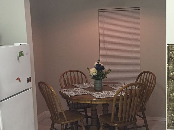 3rd image of 2098 Nettles Blvd