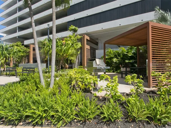 828 Auahi St APT 810, Honolulu, HI 96813