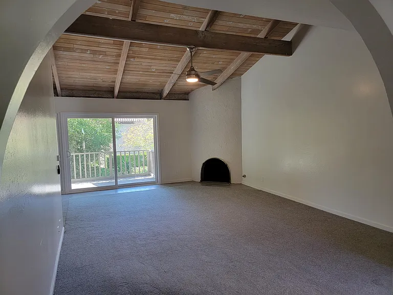 2638 State St — Photo 6