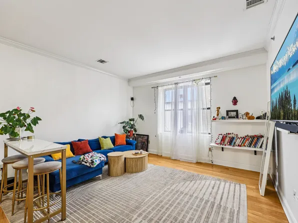 85 Broadway image 1 of 19