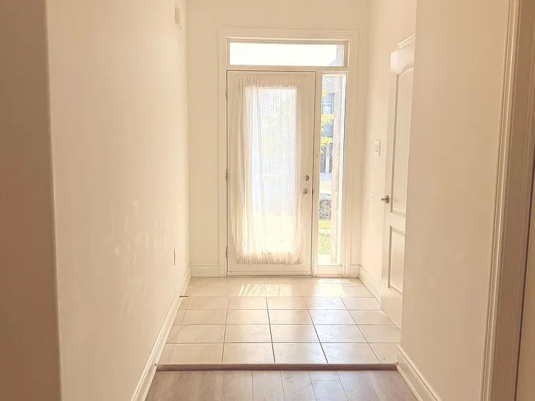 2982 Monarch Dr — Photo 2