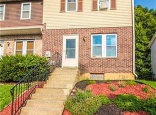 2830 Rhonda Ln, Allentown, PA 18103