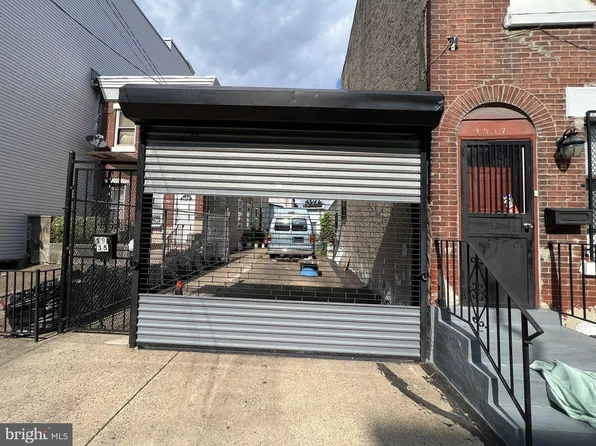 1935 E Huntingdon St, Philadelphia, PA 19125