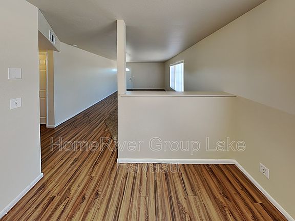 4th image of 2035 San Juan Dr APT 201