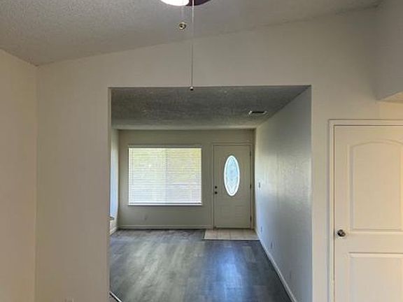 3rd image of 2559 S Whitney Blvd
