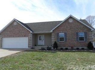 913 Muprhys Way, Farmington, MO 63640