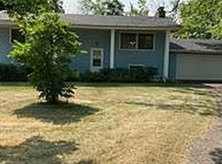 10637 Direct River Dr NW, Coon Rapids, MN 55433