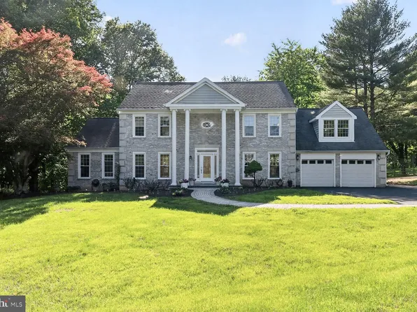 12600 Maidens Bower Dr, Potomac, MD 20854