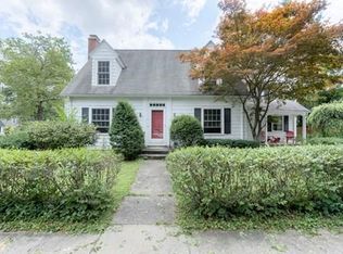 6 Fenwick St, Worcester, MA 01602