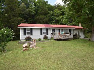 180 Cypress Creek Rd, Linden, TN 37096