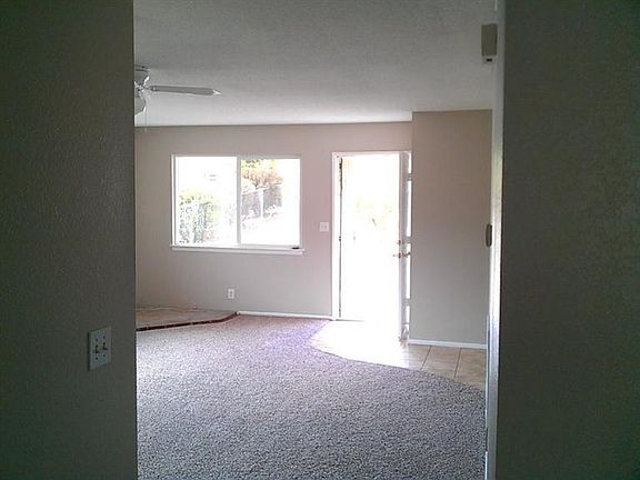 5th image of 16427 Lorene Dr