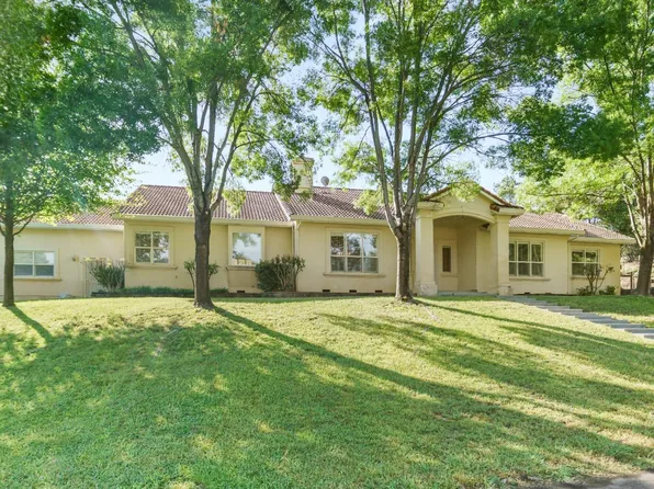 120 Rainbow Valley Ln, Newcastle, CA 95658