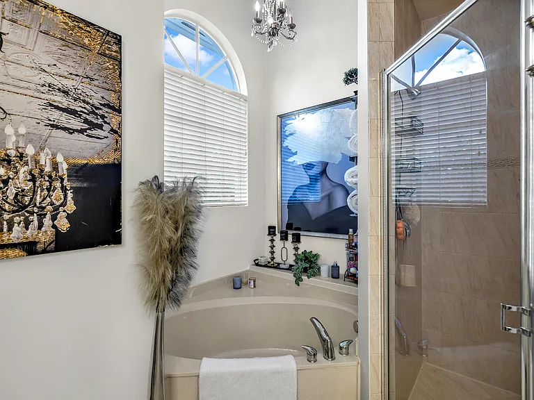 6407 Bella Cir #403 — Photo 16
